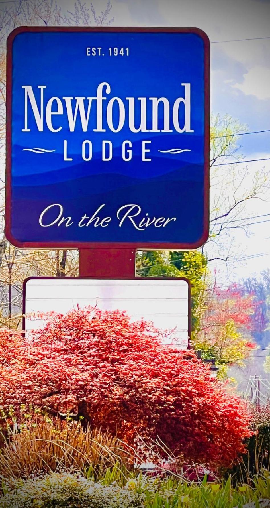 Newfound Lodge On The River Cherokee Exterior photo